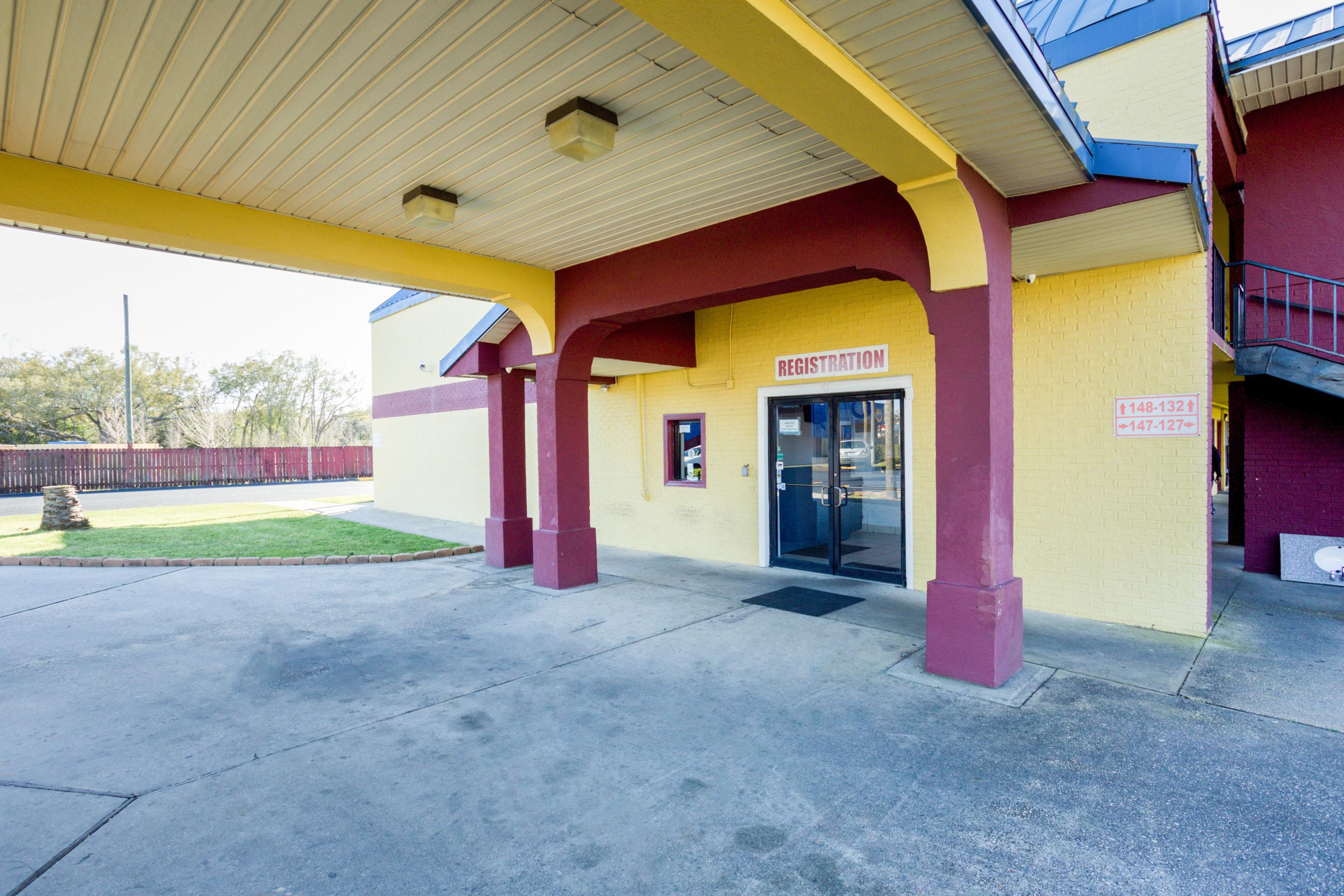 Oyo Hotel Pensacola I-10 & Hwy 29 Ferry Pass Ngoại thất bức ảnh