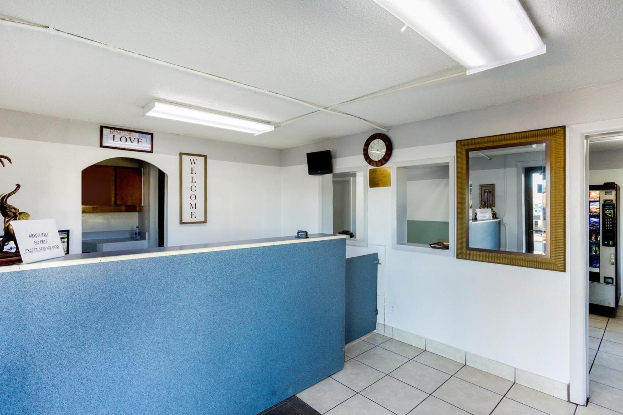 Oyo Hotel Pensacola I-10 & Hwy 29 Ferry Pass Ngoại thất bức ảnh